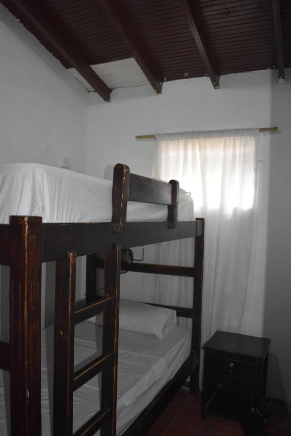 Esmed Hostel Medellín Buitenkant foto