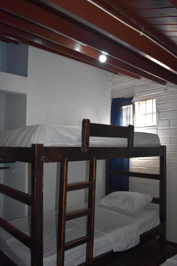 Esmed Hostel Medellín Buitenkant foto