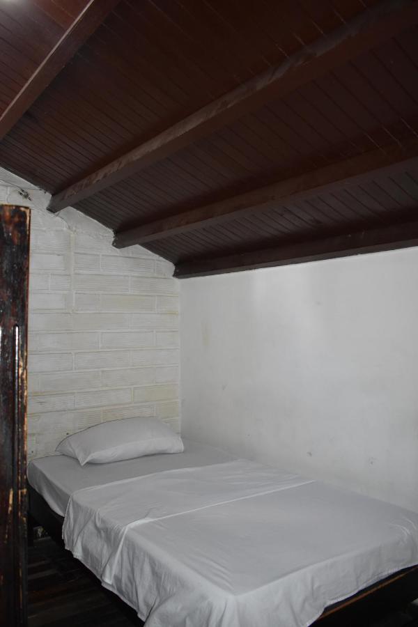 Esmed Hostel Medellín Buitenkant foto